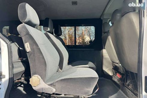 Opel Vivaro 2009 - фото 13