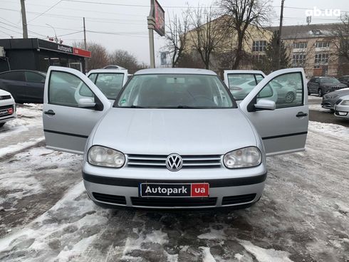 Volkswagen Golf 2001 серый - фото 16