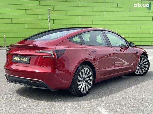 Tesla Model 3 2024 - фото 7