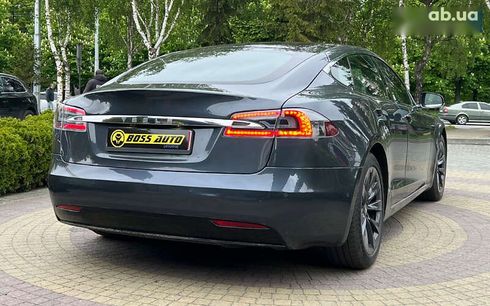 Tesla Model S 2019 - фото 7