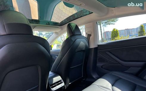 Tesla Model 3 2020 - фото 12