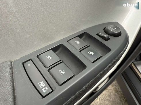 Chevrolet Volt 2015 - фото 25