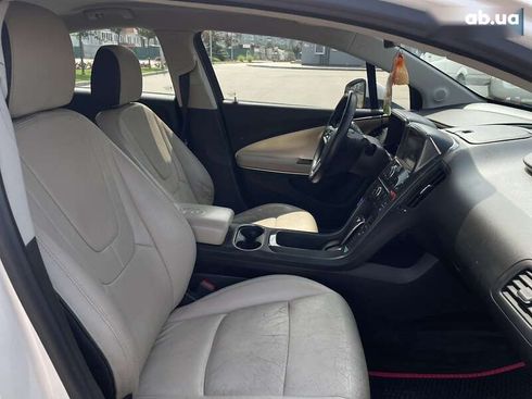 Chevrolet Volt 2011 - фото 20