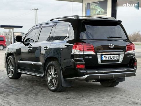 Lexus LX 2013 - фото 15