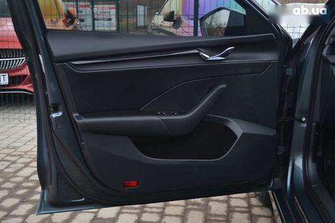 Skoda Octavia 2020 - фото 25