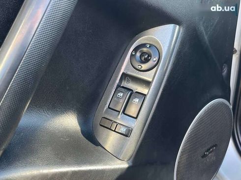 Hyundai Tiburon 2002 - фото 18
