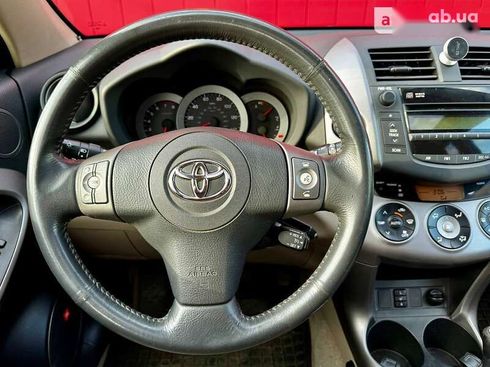 Toyota RAV4 2007 - фото 15
