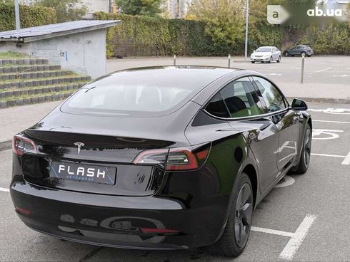 Tesla Model 3 2023 - фото 10