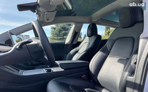 Tesla Model 3 2023 - фото 16