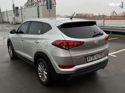 Hyundai Tucson 2017 - фото 13