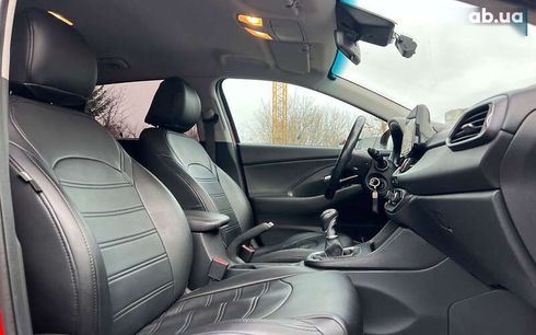 Hyundai i30 2017 - фото 19