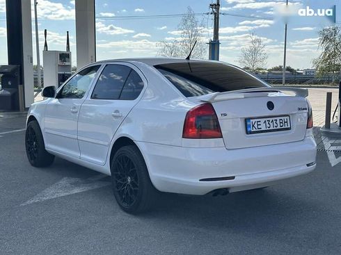 Skoda Octavia 2012 - фото 17