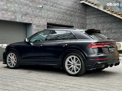 Audi RS Q8 2020 - фото 23