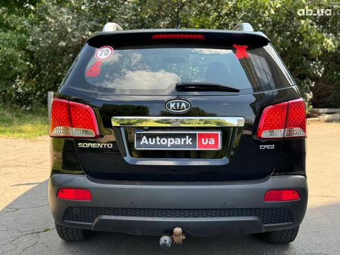 Kia Sorento 2012 черный - фото 9