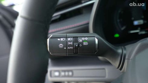 Lexus LBX 2023 - фото 21