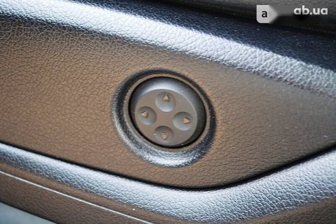 Mercedes-Benz GLS 350 2017 - фото 23