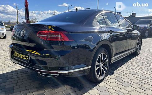 Volkswagen Passat 2018 - фото 7