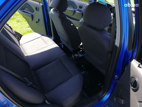Chevrolet Aveo 2006 - фото 8
