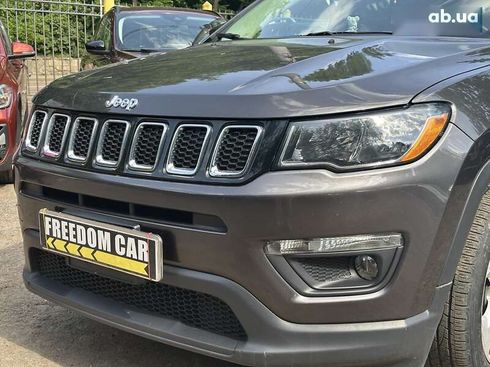 Jeep Compass 2019 - фото 9