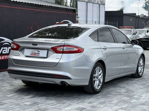 Ford Fusion 2016 - фото 11