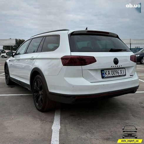 Volkswagen passat alltrack 2021 - фото 5