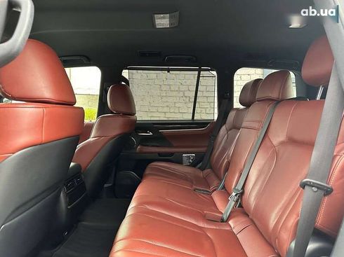 Lexus LX 2019 - фото 19