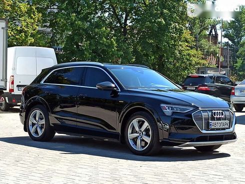 Audi E-Tron 2019 - фото 6