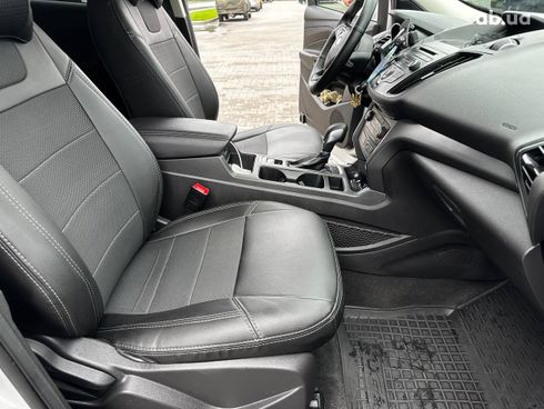 Ford Escape 2018 серый - фото 6