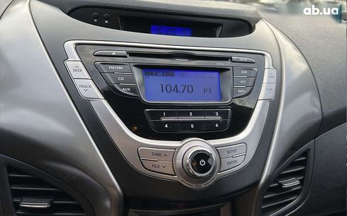 Hyundai Elantra 2013 - фото 17