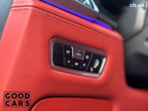 BMW X5 M 2022 - фото 21