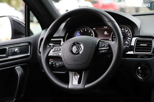 Volkswagen Touareg 2016 - фото 16