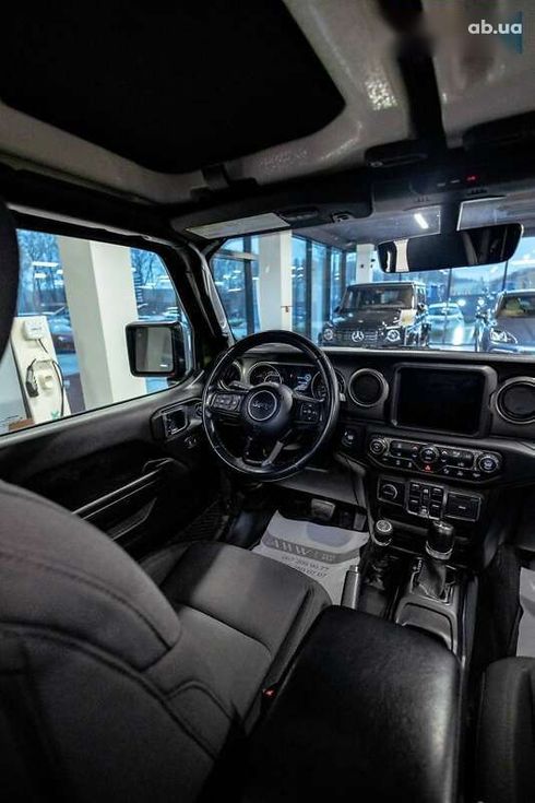 Jeep Gladiator 2021 - фото 12