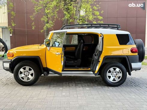 Toyota FJ Cruiser 2007 - фото 21
