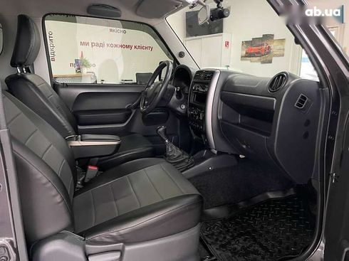 Suzuki Jimny 2018 - фото 26