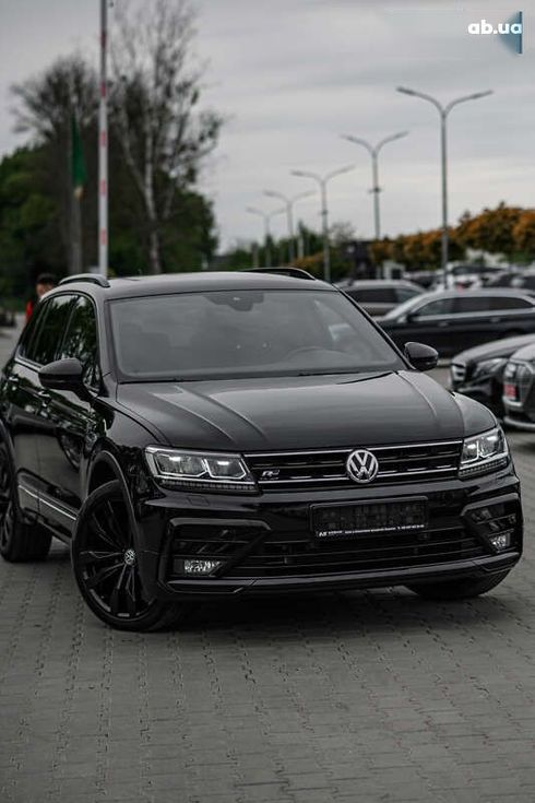 Volkswagen Tiguan 2020 - фото 12