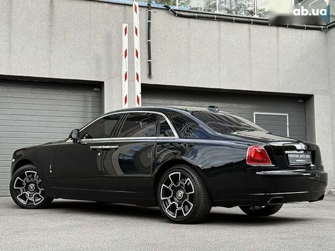 Rolls-Royce Ghost 2018 - фото 30
