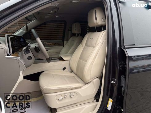 Cadillac Escalade 2022 - фото 20