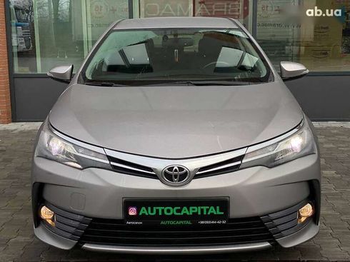 Toyota Corolla 2017 - фото 6
