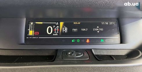 Renault Scenic 2012 - фото 24