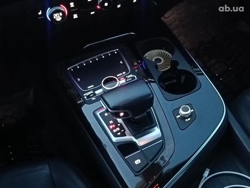 Audi Q7 2018 черный - фото 17