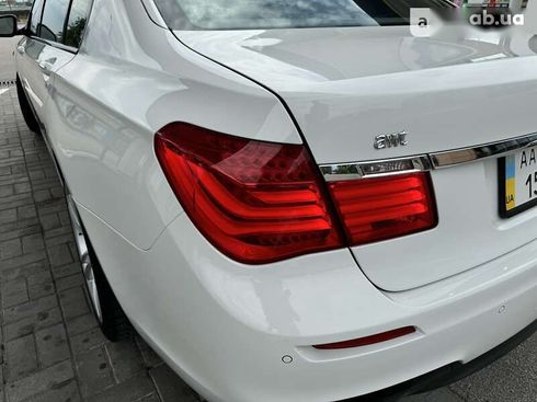 BMW 7 серия 2011 - фото 11