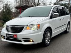 Продажа б/у универсал Chrysler town&country - купить на Автобазаре