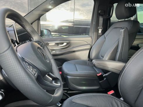 Mercedes-Benz V-Класс 2021 - фото 39