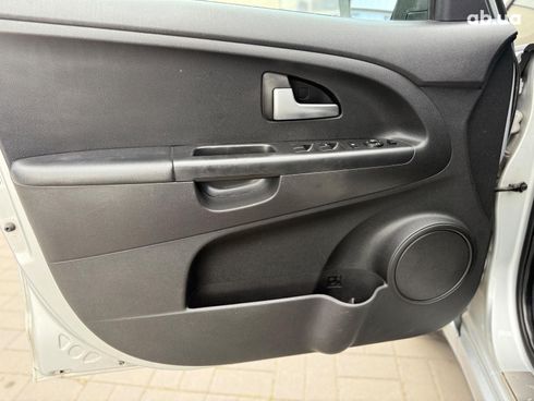 Kia Venga 2011 серый - фото 21