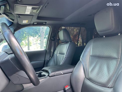 Toyota Land Cruiser 2021 серый - фото 19