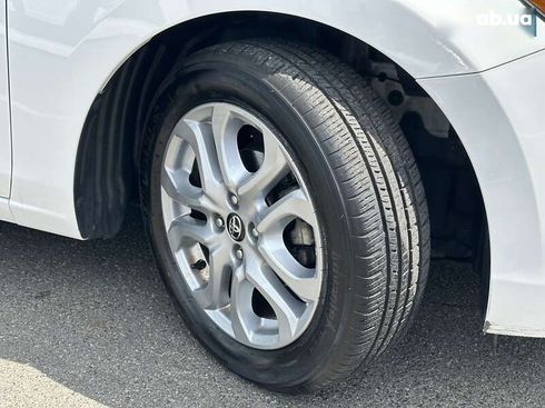 Toyota Yaris 2017 - фото 10