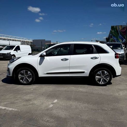 Kia Niro 2019 - фото 6