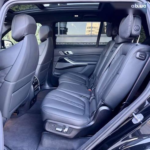 BMW X7 2023 - фото 22