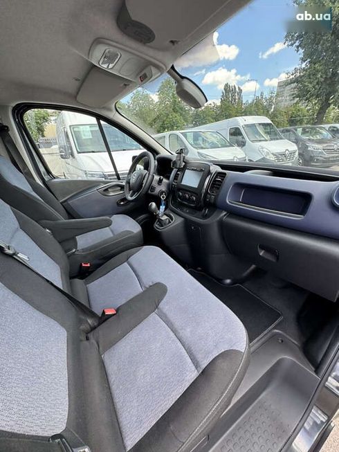 Opel Vivaro 2018 - фото 27