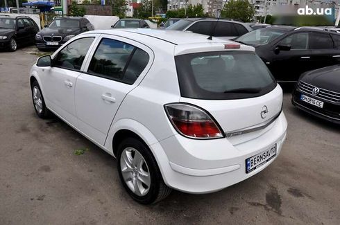 Opel Astra 2013 - фото 13